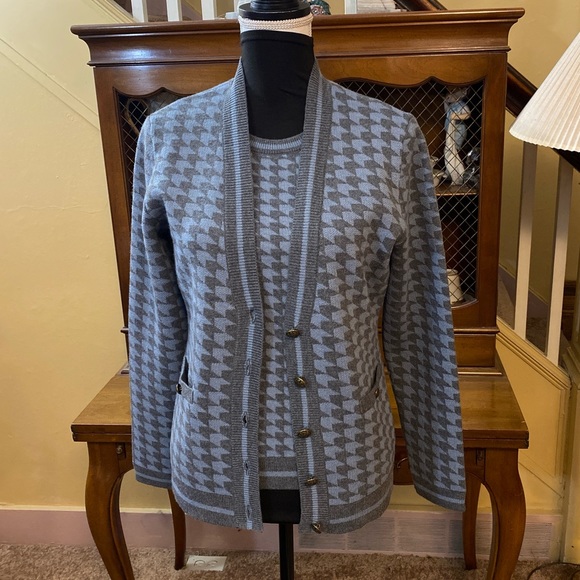 Etcetera NWT Houndstooth Sweater and Shell Set.  Size Medium. - Picture 5 of 16